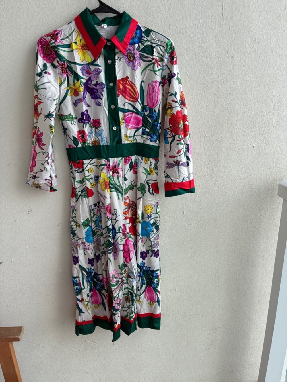 Pre-love Floral Button-Front Midi Dress in White with Multicolor Blooms